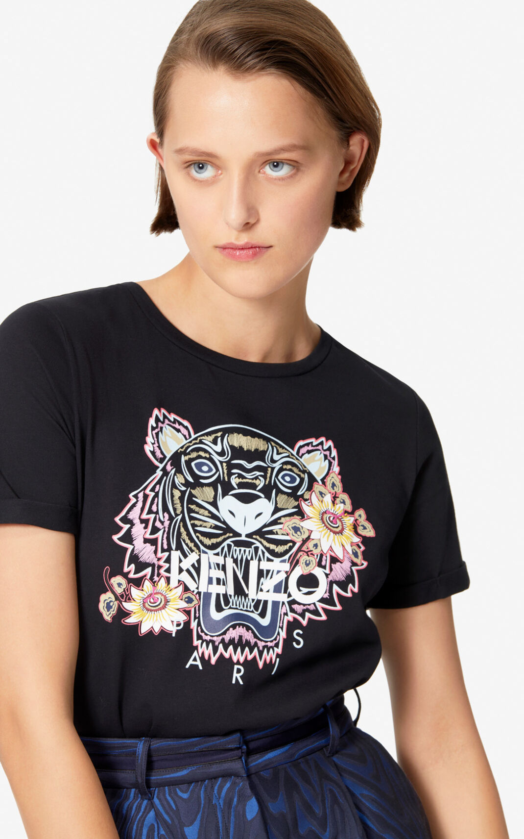 Camiseta Kenzo Passion Flower Tiger Feminino - Pretas | 701MYLROQ